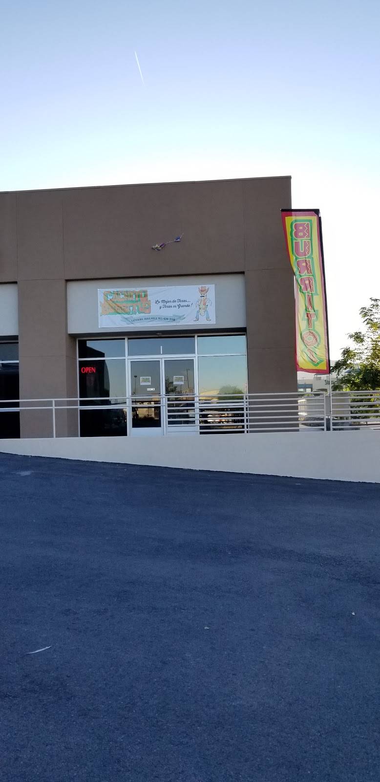 Cachito Burritos | restaurant | 7455 N Mesa St, El Paso, TX 79912, USA | 9156303192 OR +1 915-630-3192