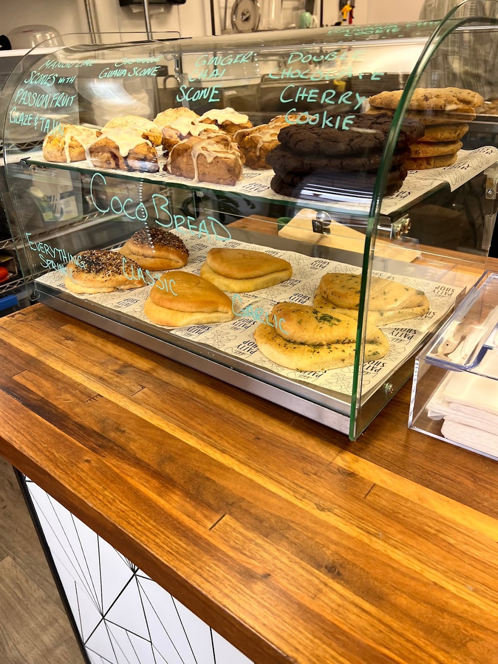 Likkle Patty Shop | restaurant | 80 Poquonock Ave, Windsor, CT 06095, USA | 8603282823 OR +1 860-328-2823