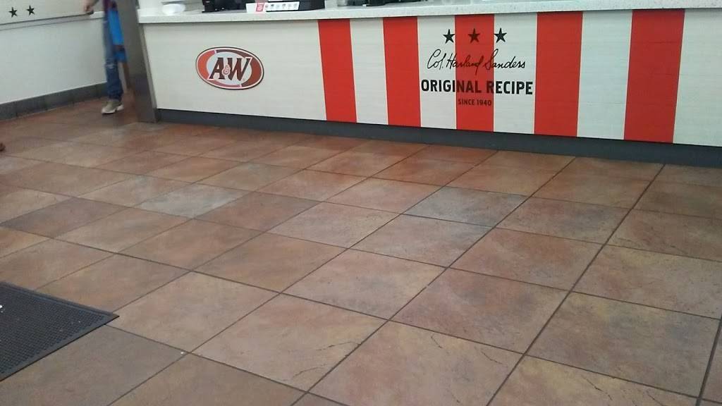 KFC | restaurant | 16901 E Quincy Ave, Aurora, CO 80015, USA | 3036806751 OR +1 303-680-6751