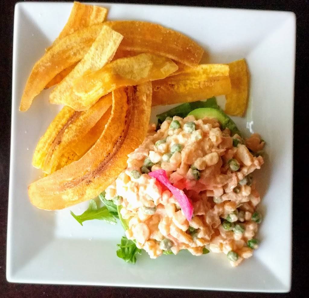 Pisco Mar | restaurant | 528 W College Ave, Appleton, WI 54911, USA | 9202213346 OR +1 920-221-3346