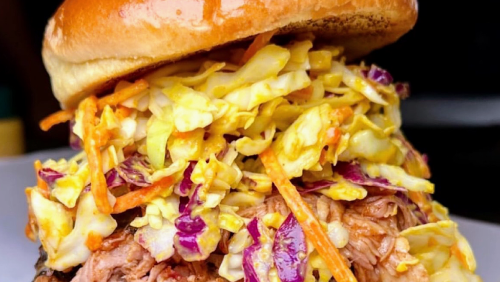 Lickin Good Smokin BBQ | restaurant | 183 N Gibson Rd #160, Henderson, NV 89014, USA | 7257773840 OR +1 725-777-3840