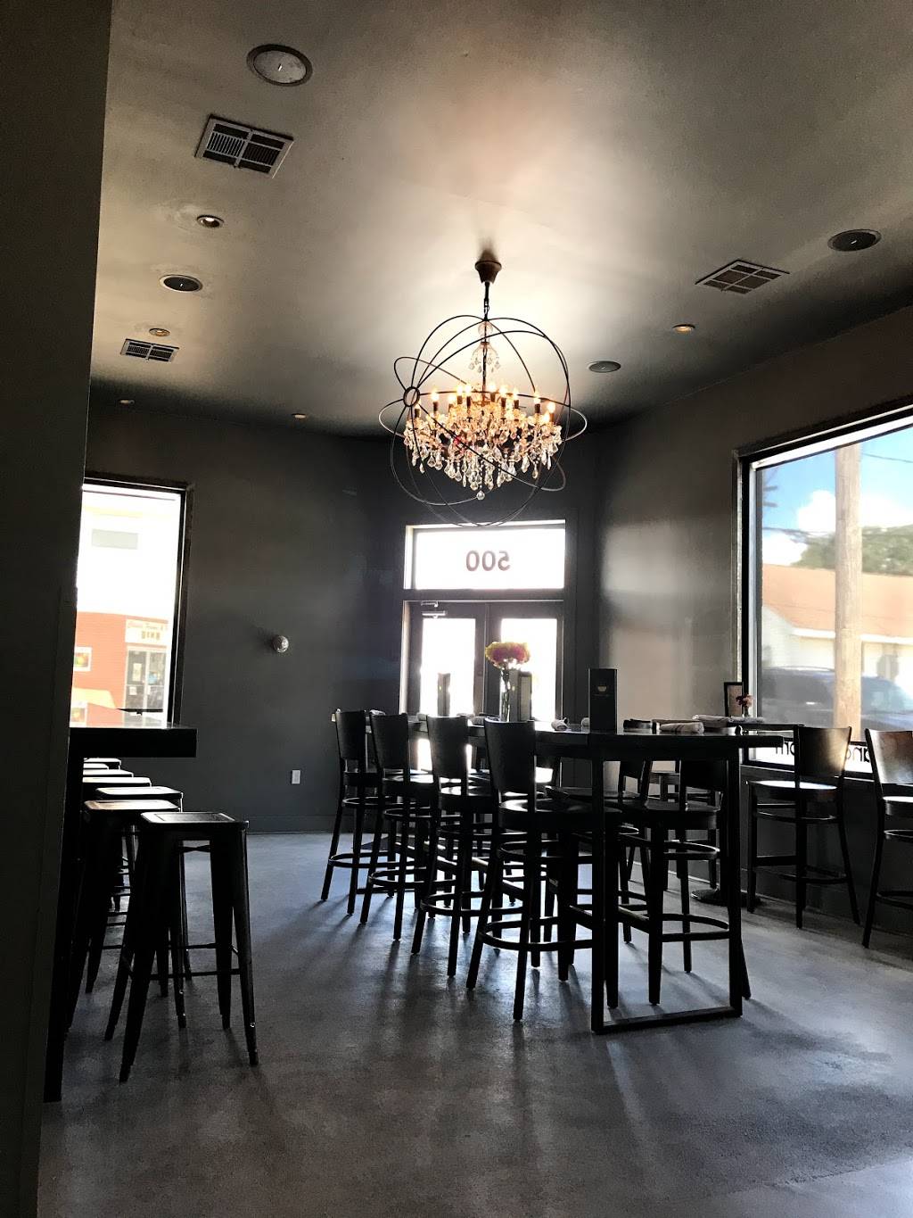 Banana Blossom Thai Restaurant | restaurant | 500 9th St, Gretna, LA 70053, USA | 5045000997 OR +1 504-500-0997