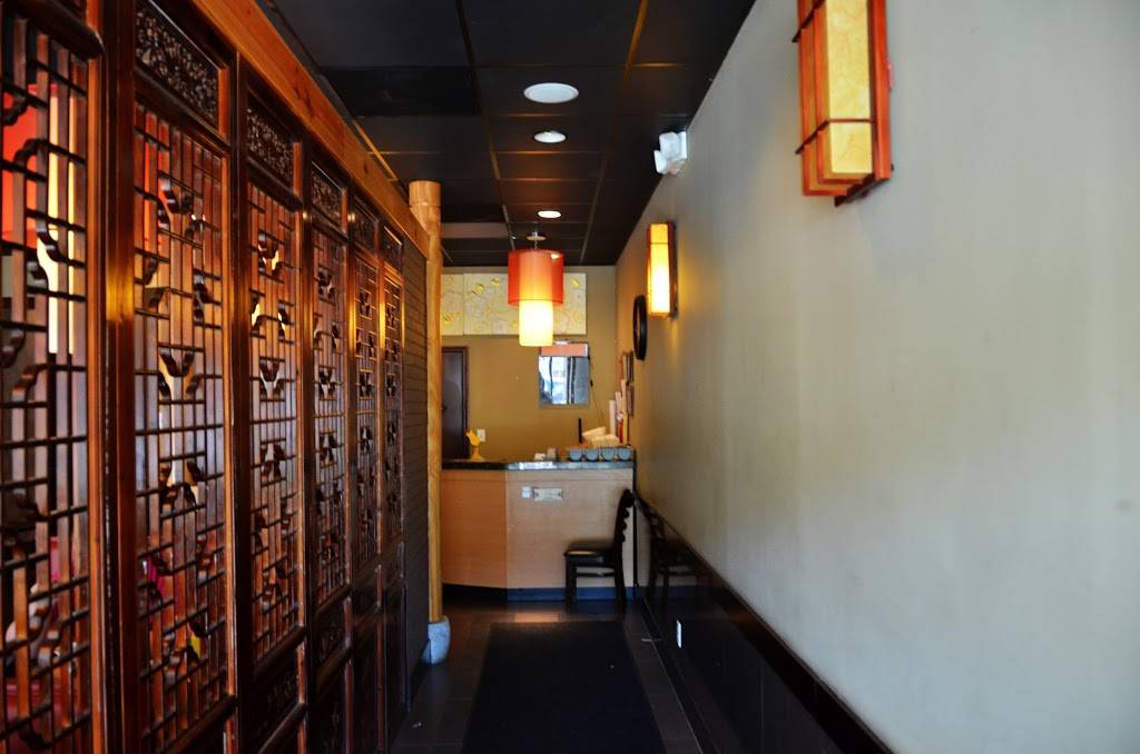 Happy China Chinese Restaurant | restaurant | 4524 Southlake Pkwy, Birmingham, AL 35244, USA | 2054036188 OR +1 205-403-6188