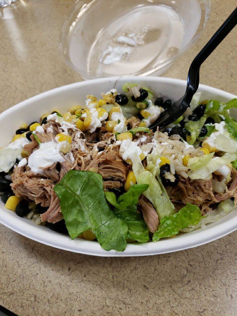 Hot Head Burritos | restaurant | 3875 Massillon Rd #310, Uniontown, OH 44685, USA | 3305634201 OR +1 330-563-4201