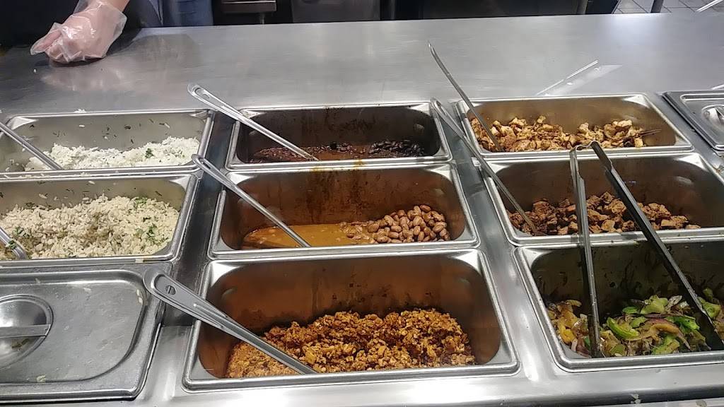 Chipotle Mexican Grill | restaurant | 5849 W Northern Ave Ste 500, Glendale, AZ 85301, USA | 6232150173 OR +1 623-215-0173