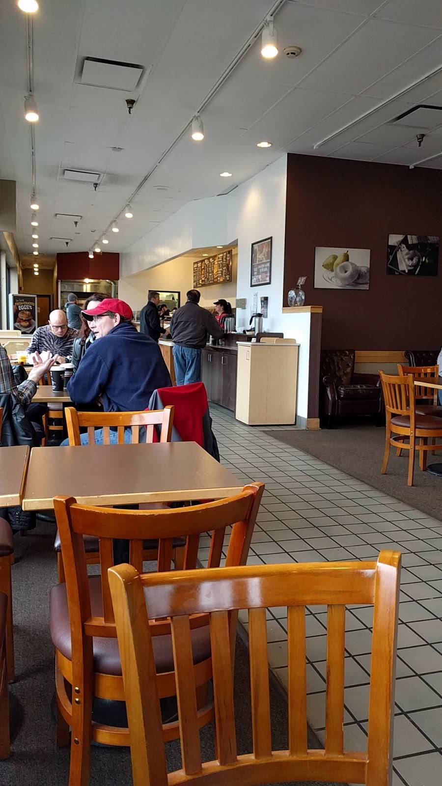 Brueggers Bagels | bakery | 1601 Penfield Rd, Panorama, NY 14625, USA | 5852640550 OR +1 585-264-0550