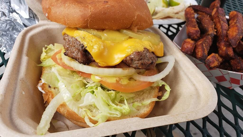 Kongs Burger & Cafe | restaurant | 15 E Beach St #101, Watsonville, CA 95076, USA | 8315365434 OR +1 831-536-5434