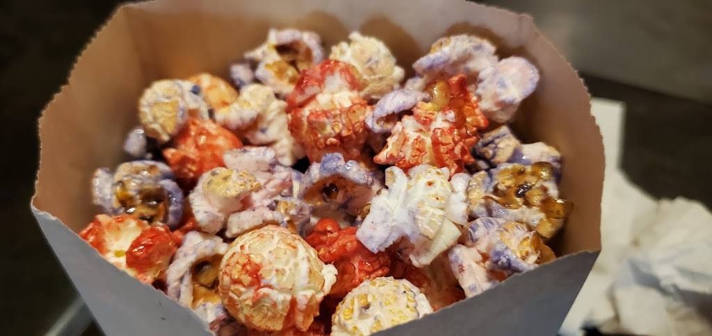 Kat Sakas Kettle | restaurant | 351 S Studio Dr N, Lake Buena Vista, FL 32830, USA | 4079395277 OR +1 407-939-5277