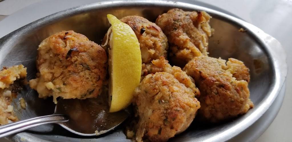 Tavern Restaurant | restaurant | 2 Broad St, Westfield, MA 01085, USA | 4135620335 OR +1 413-562-0335