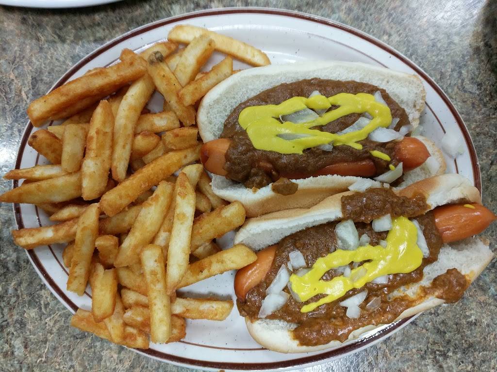 Classic Coney Grill | restaurant | 24041 Dequindre Rd, Hazel Park, MI 48030, USA | 2485842220 OR +1 248-584-2220