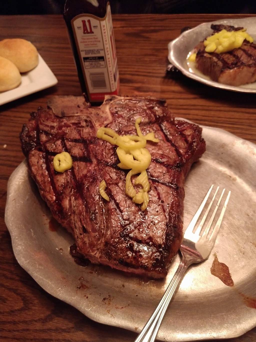 Cousinos Steakhouse | restaurant | 1842 Woodville Rd, Oregon, OH 43616, USA | 4196930862 OR +1 419-693-0862