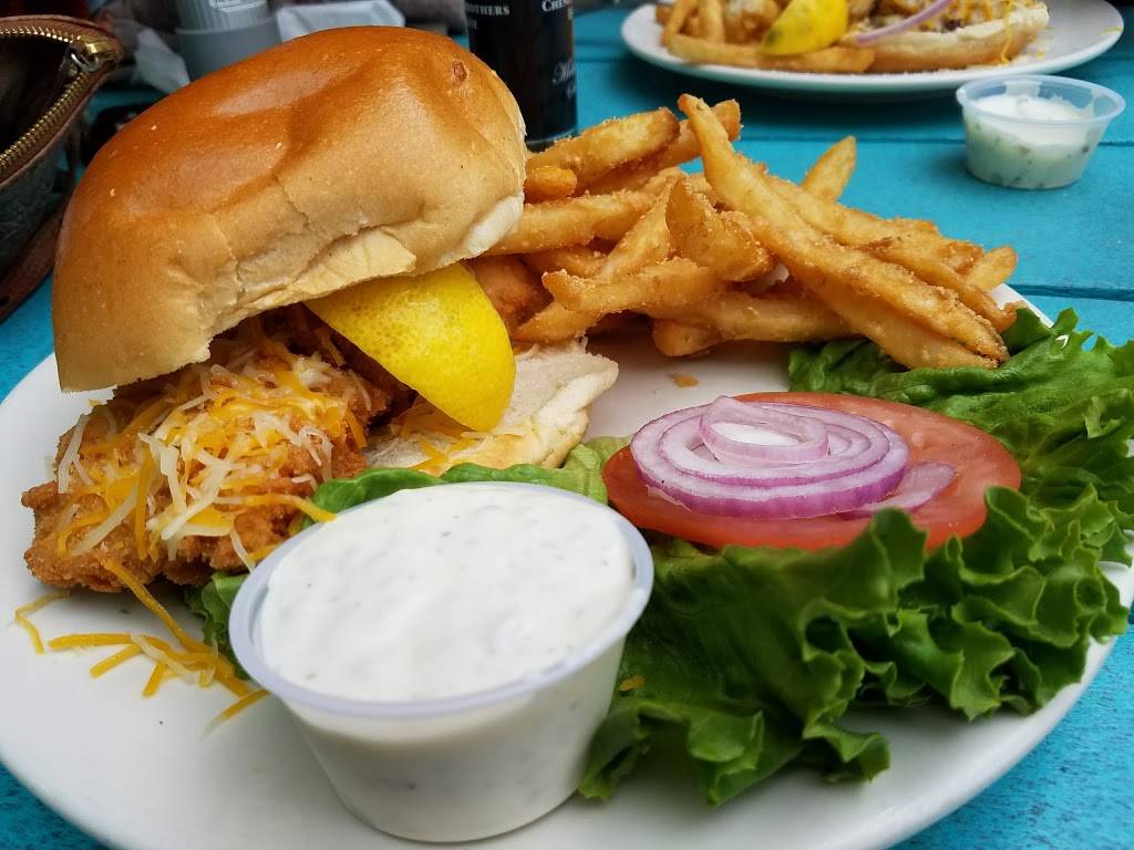 Hurricane Seafood Restaurant | restaurant | 809 Gulf Way, St Pete Beach, FL 33706, USA | 7273609558 OR +1 727-360-9558