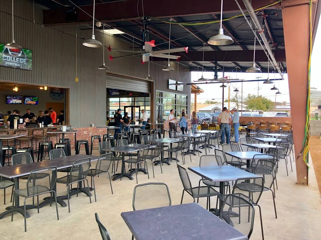 Rogers Roundhouse | restaurant | Fort Worth, TX 76107, USA | 8173679348 OR +1 817-367-9348