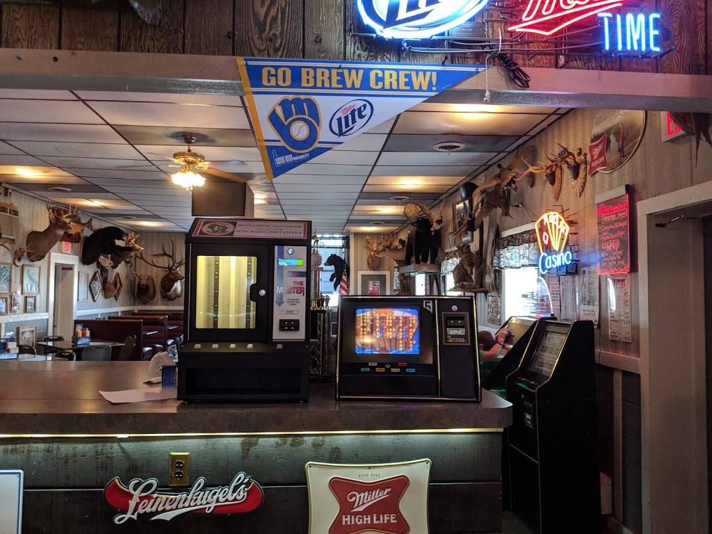 Greystone Castle | restaurant | 8 N Madison Ave, Sturgeon Bay, WI 54235, USA | 9207439923 OR +1 920-743-9923