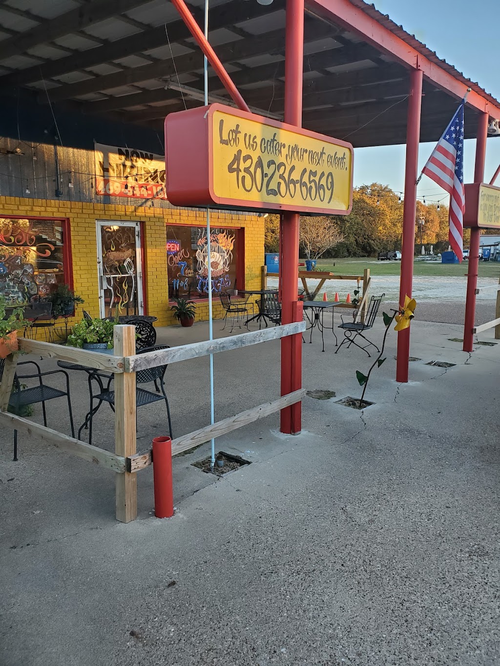 E&S BBQ | restaurant | 4632 TX-198, Malakoff, TX 75148, USA | 4302366569 OR +1 430-236-6569