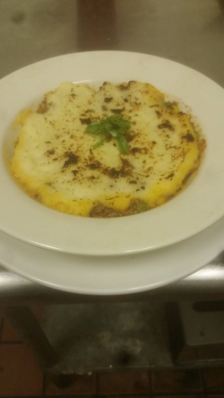 Wooly ClubHouse Restaurant & Bar | restaurant | 565 S Jefferson Ave, Cookeville, TN 38501, USA | 9318540117 OR +1 931-854-0117