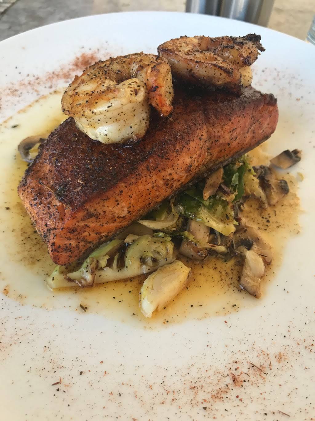 Freds Beverly Hills | restaurant | 9570 Wilshire Blvd, Beverly Hills, CA 90212, USA | 3107775877 OR +1 310-777-5877