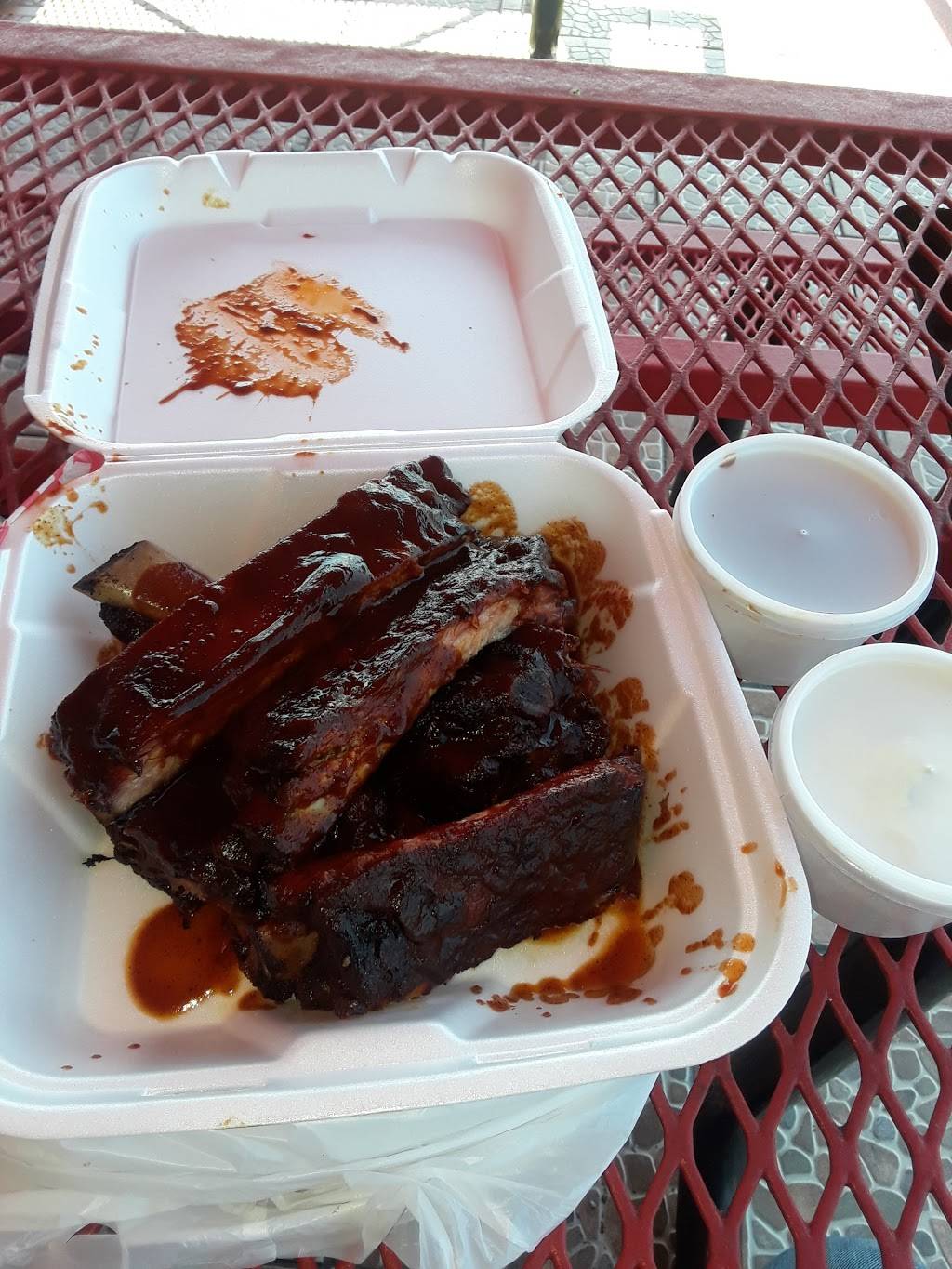 Jay Bees Bar-B-Q | restaurant | 15911 S Avalon Blvd, Gardena, CA 90248, USA | 3105321064 OR +1 310-532-1064