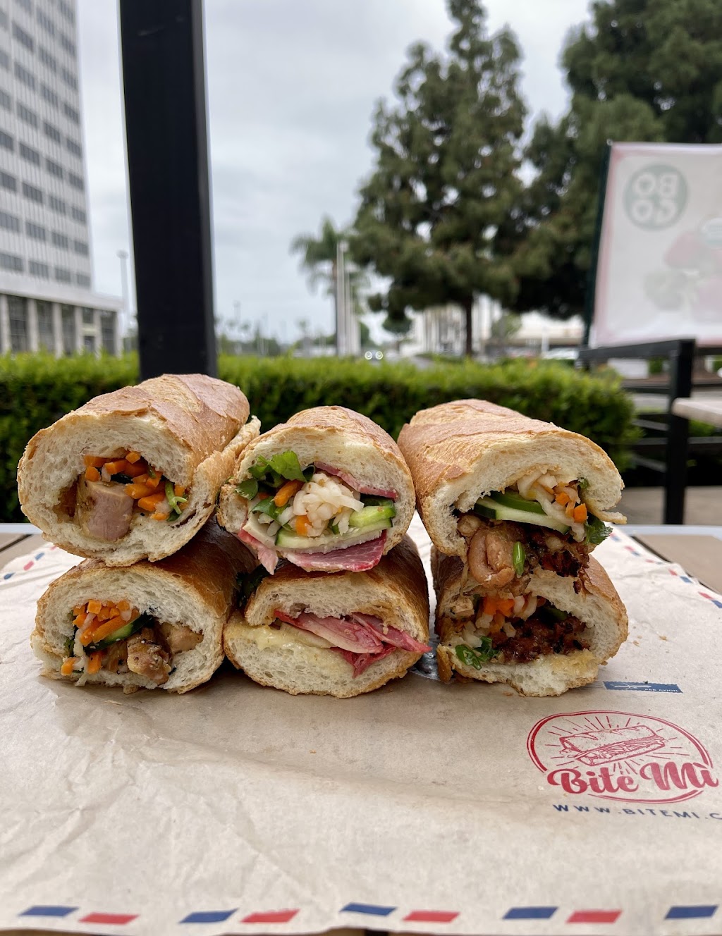 Bite Mi Asian Kitchen | cafe | 2775 N Main St, Santa Ana, CA 92705, USA | 7145435143 OR +1 714-543-5143