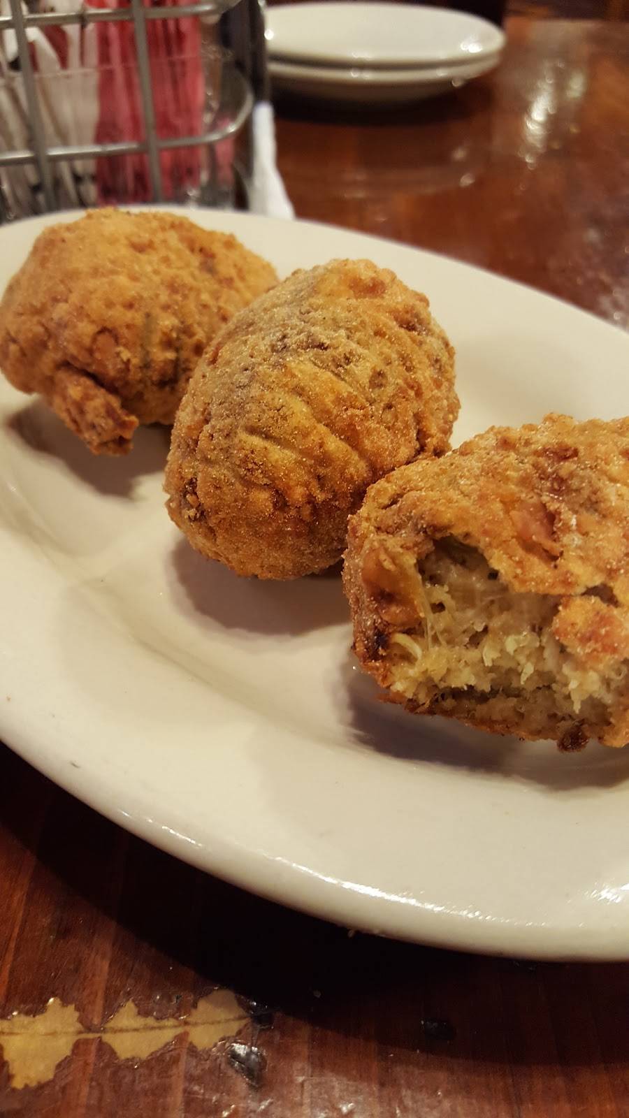 Bubbas II of Thibodaux Seafood Restaurant & Sports Lounge | restaurant | 764 Bayou Rd, Thibodaux, LA 70301, USA | 9854465117 OR +1 985-446-5117