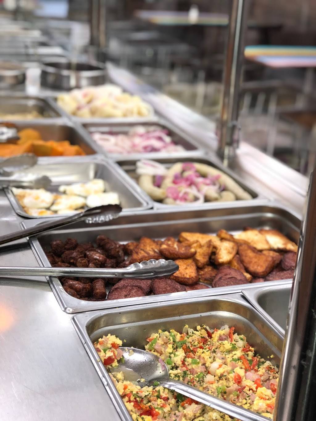 Campesino Dominicano Restaurant | restaurant | 1987 University Ave, Bronx, NY 10453, USA | 9177377798 OR +1 917-737-7798