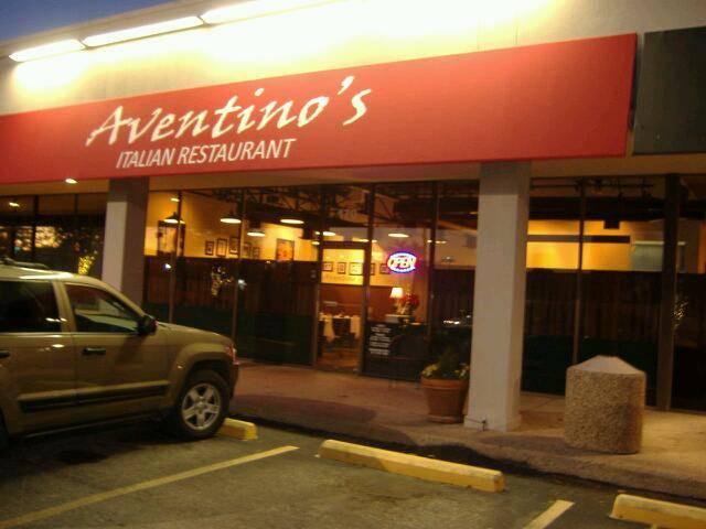 Aventinos | restaurant | 5800 Lovell Ave, Fort Worth, TX 76107, USA | 8175707940 OR +1 817-570-7940
