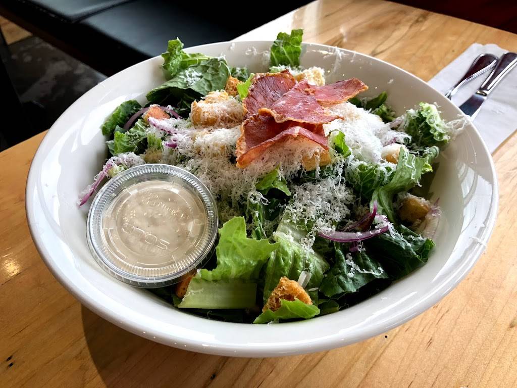 Levetto | restaurant | 15975 Bayview Ave #5, Aurora, ON L4G 0S3, Canada | 6474781011 OR +1 647-478-1011