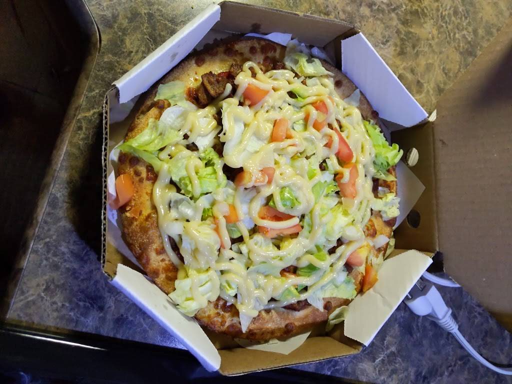 Pizza Delight | restaurant | 329 Main St, Sauble Beach, ON N0H 2G0, Canada | 5194221175 OR +1 519-422-1175