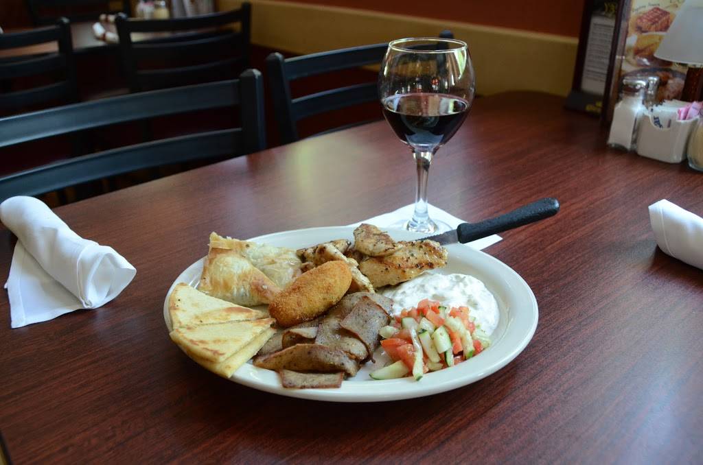 Yannis Grill & Vineyard | restaurant | 410 S Ankeny Blvd, Ankeny, IA 50023, USA | 5159657802 OR +1 515-965-7802