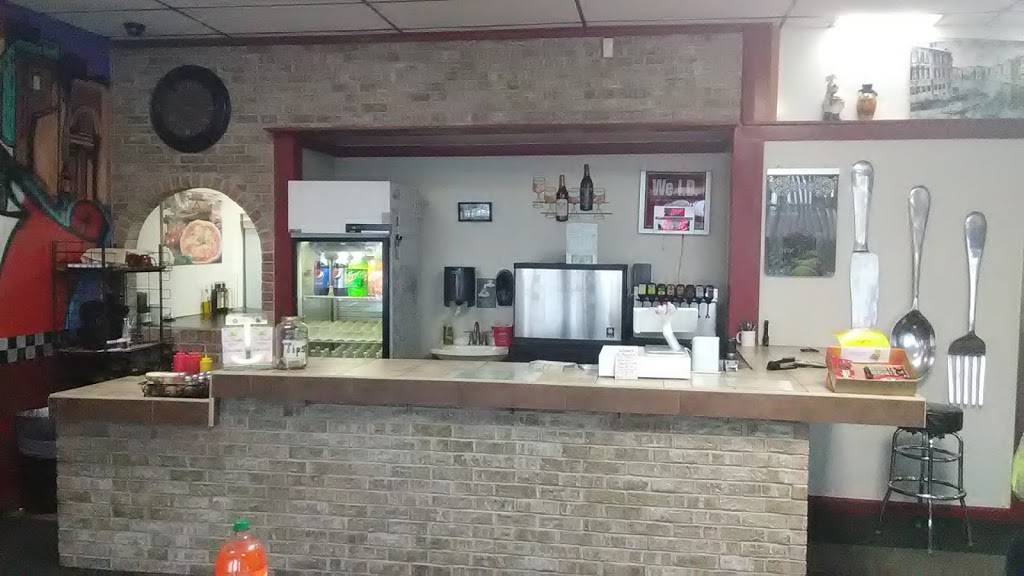 La Famiglia Bistro | restaurant | 4790 W Market St, West Manchester Township, PA 17408, USA | 7173185501 OR +1 717-318-5501