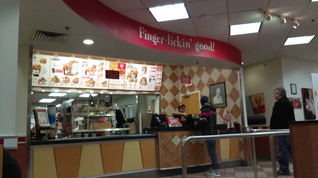 KFC | restaurant | 440 W Rollins Rd, Round Lake, IL 60073, USA | 8475468818 OR +1 847-546-8818