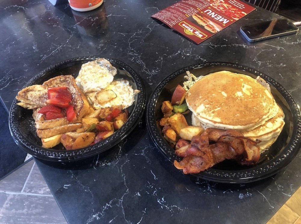 Big Time Deli & Pizzeria | meal takeaway | 1460 Whalley Ave, New Haven, CT 06515, USA | 2037453485 OR +1 203-745-3485