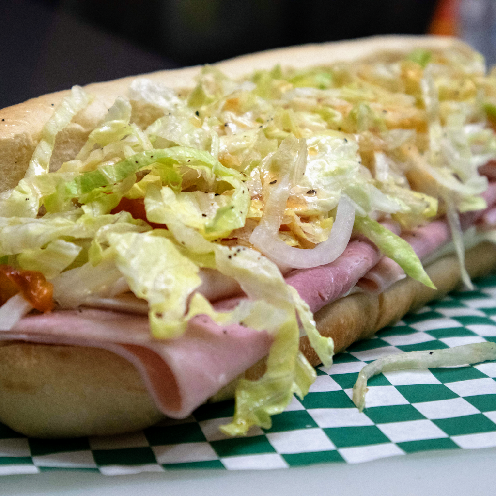 Peters Road Deli | restaurant | 4353 Peters Rd, Plantation, FL 33317, USA | 9545875456 OR +1 954-587-5456