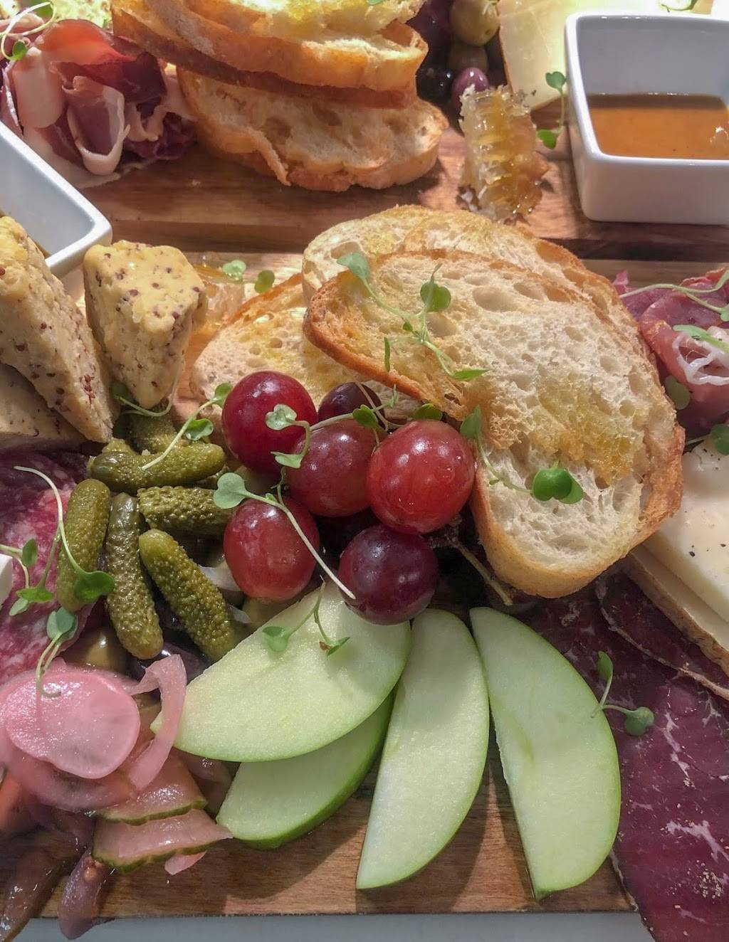 The Deck Restaurant and Bar at Bucks County Playhouse | restaurant | 70 S Main St, New Hope, PA 18938, USA | 2672702989 OR +1 267-270-2989