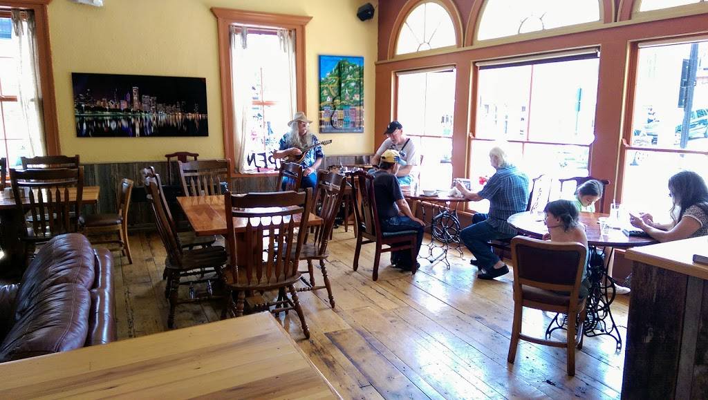 Big Bills Sandwich Shop and Coffee Bar | cafe | 301 N Main St, Galena, IL 61036, USA | 8157776979 OR +1 815-777-6979