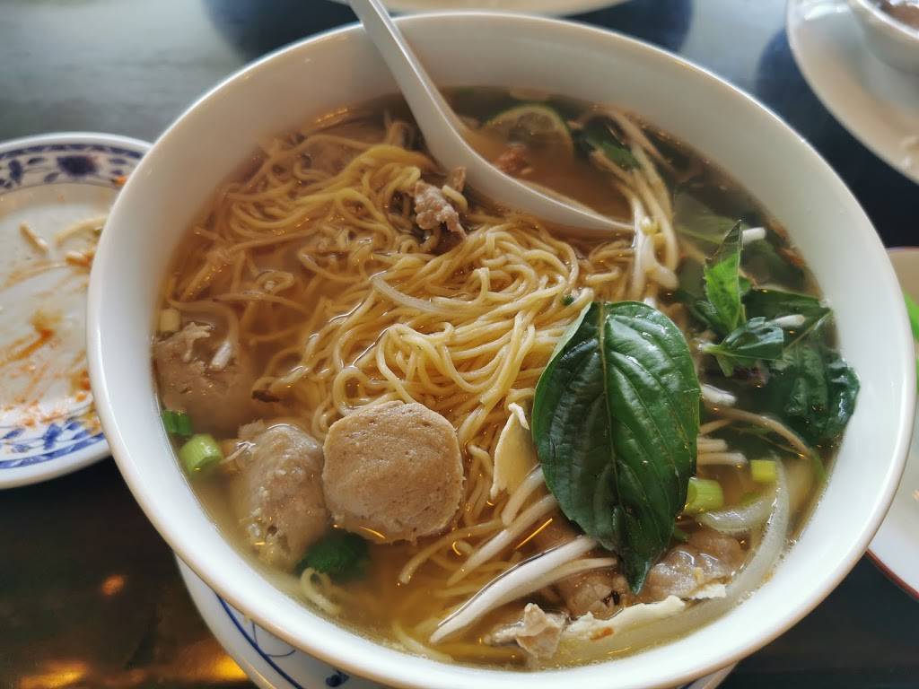 Kim Anhs Noodle House | restaurant | 6624 Jefferson Hwy, Harahan, LA 70123, USA | 5047399995 OR +1 504-739-9995