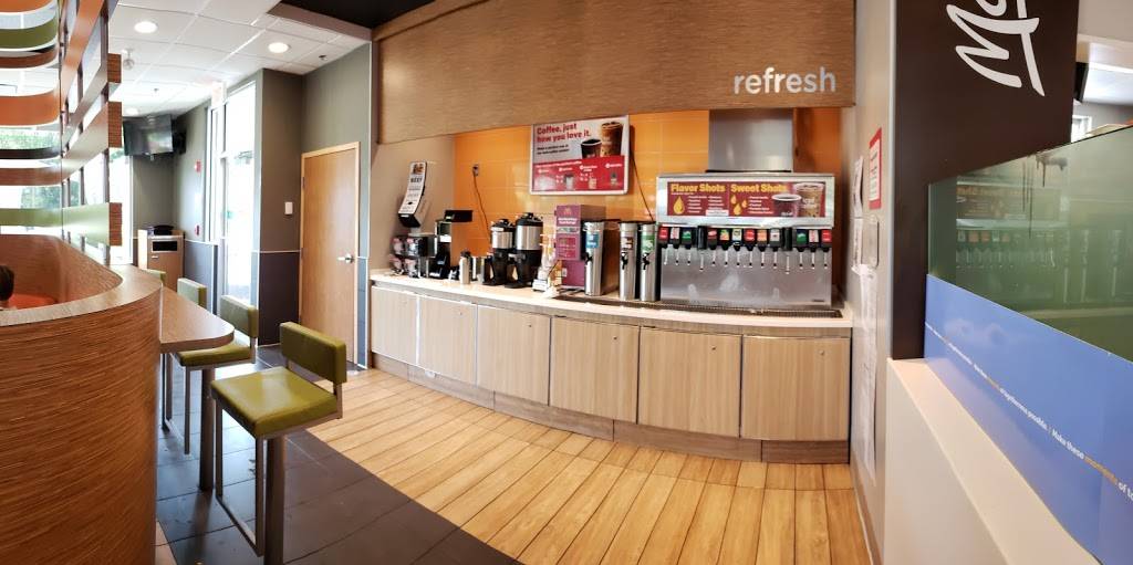 McDonalds | cafe | 221 US-1, Scarborough, ME 04074, USA | 2078834840 OR +1 207-883-4840