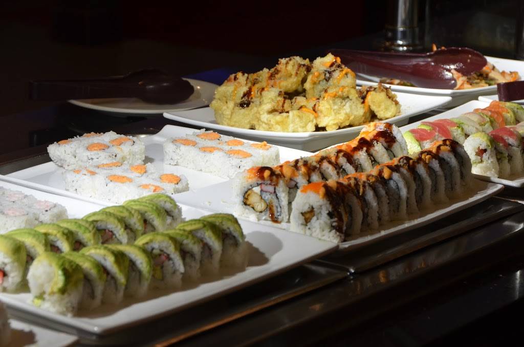 China House | restaurant | 1900 Sycamore Rd, DeKalb, IL 60115, USA | 8157480032 OR +1 815-748-0032