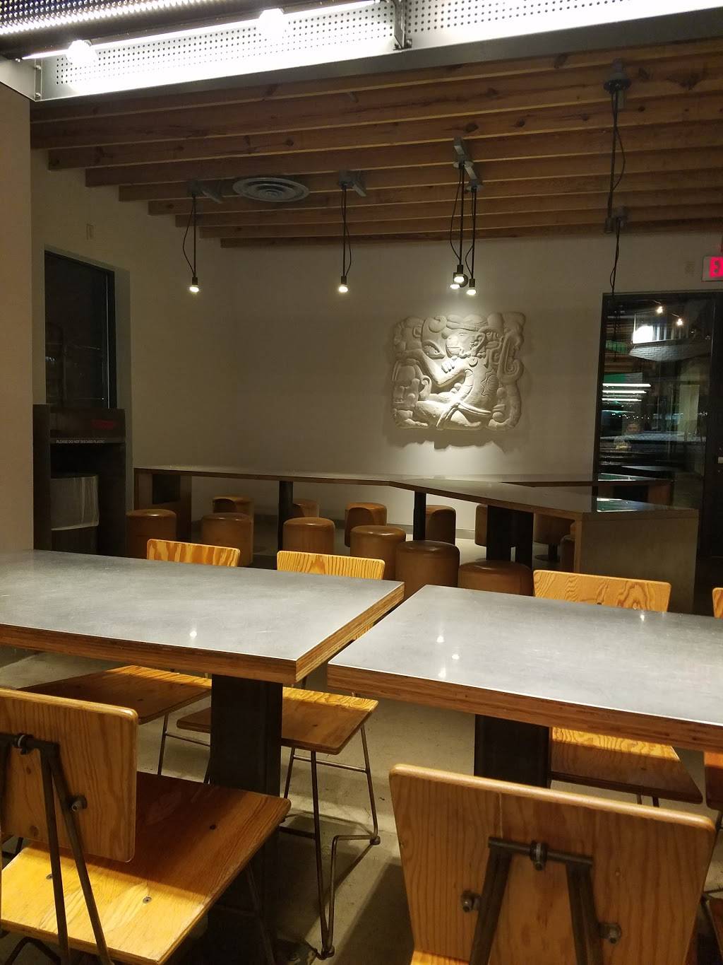 Chipotle Mexican Grill | restaurant | 2320 S Lamar Blvd, Austin, TX 78704, USA | 5125829578 OR +1 512-582-9578