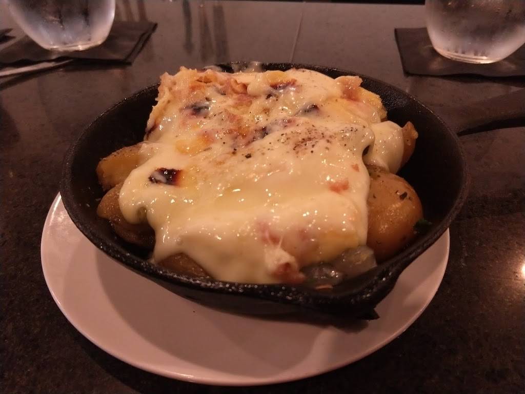 Ember & Oak | restaurant | 712 E New Haven Ave, Melbourne, FL 32901, USA | 3217226285 OR +1 321-722-6285