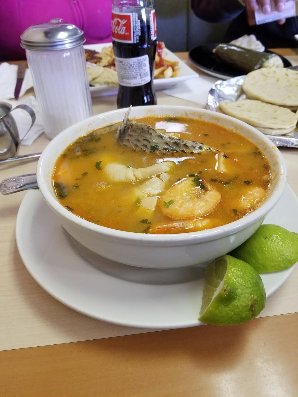 El Burrito Loco y Pupuseria | restaurant | 1361 Brice Rd, Reynoldsburg, OH 43068, USA | 6148668801 OR +1 614-866-8801