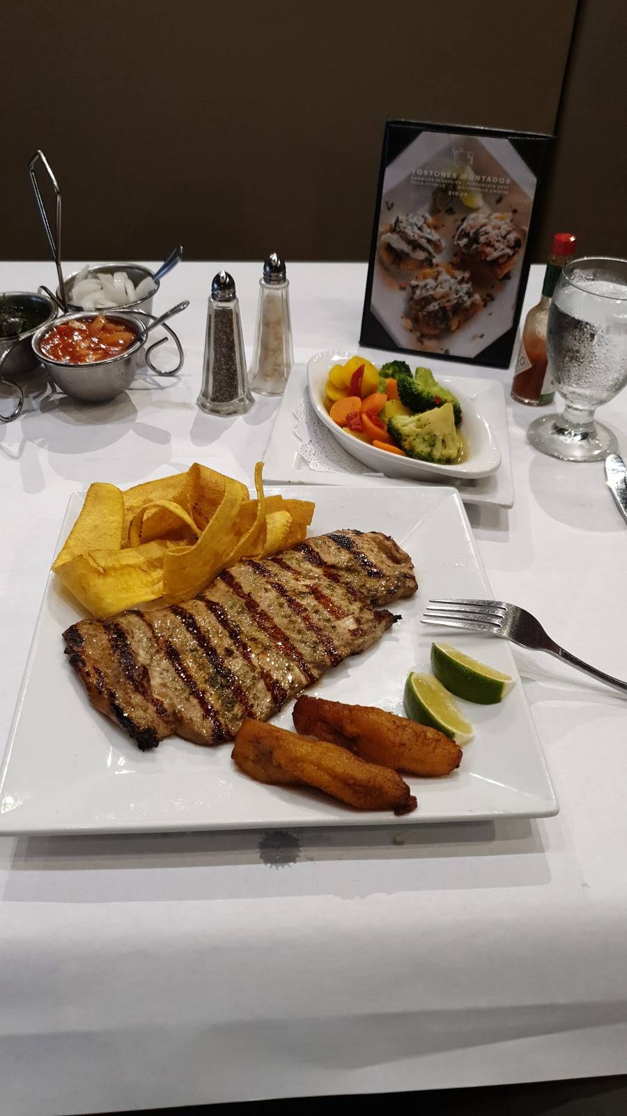 Los Ranchos Steakhouse | meal takeaway | The Falls, 8888 SW 136th St, Miami, FL 33176, USA | 3052386867 OR +1 305-238-6867