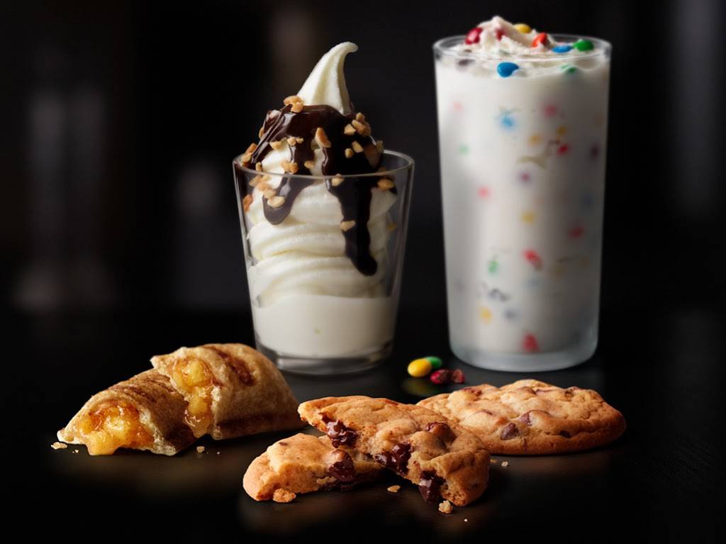 McDonalds | cafe | 6990 W Sundust Rd, Chandler, AZ 85226, USA | 5207962230 OR +1 520-796-2230