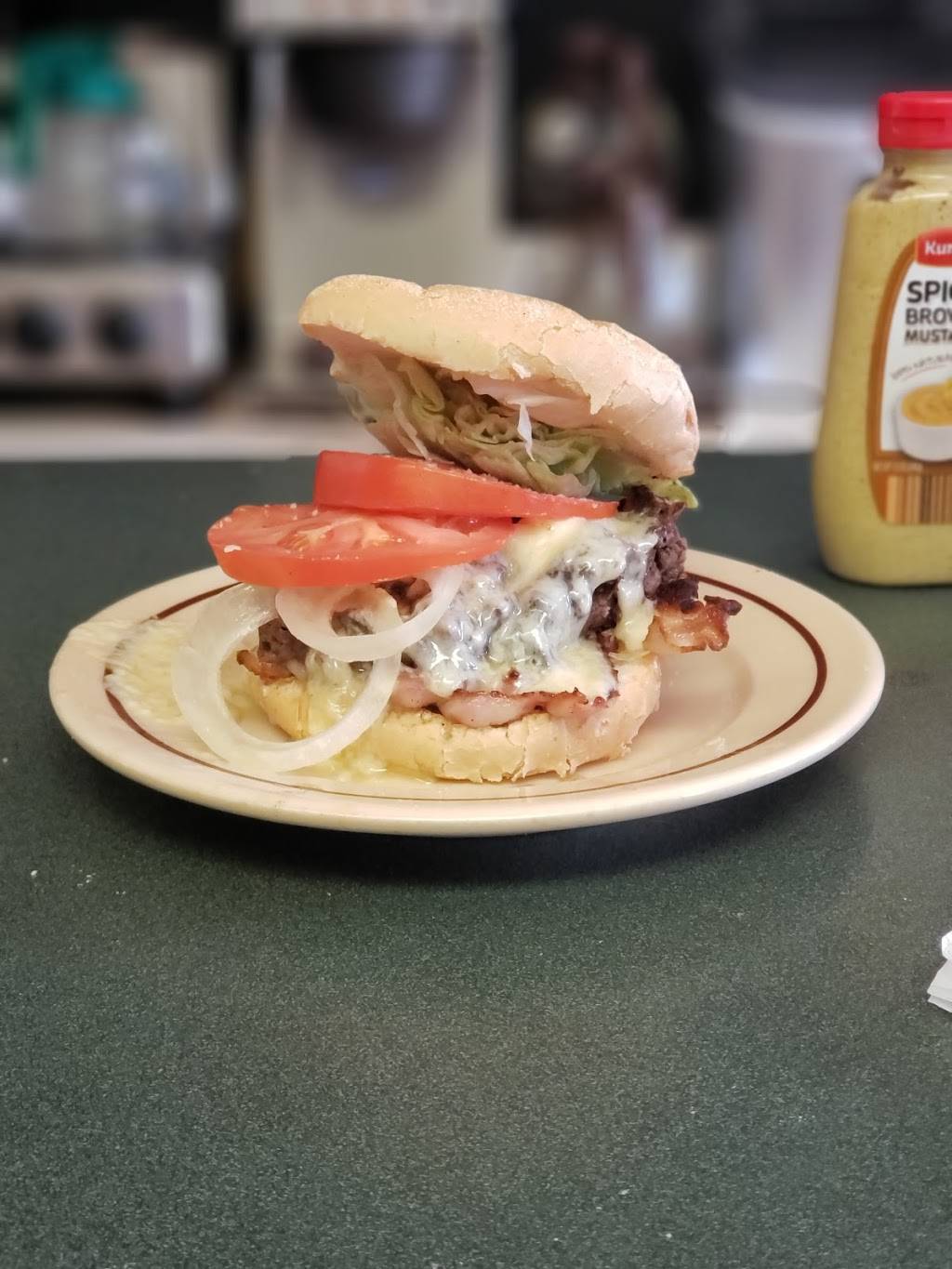 Cindys Diner | restaurant | 06450, 297 W Main St, Meriden, CT 06451, USA | 2038598751 OR +1 203-859-8751