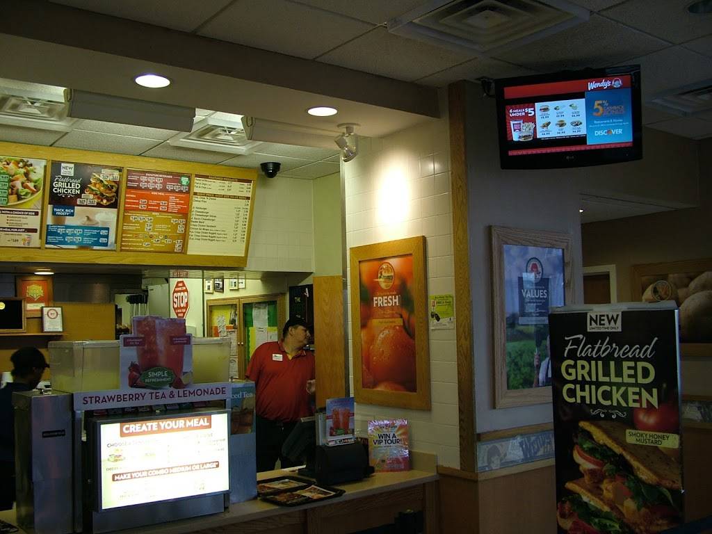 Wendys | restaurant | 3440 Donnell Dr, Forestville, MD 20747, USA | 3014202714 OR +1 301-420-2714