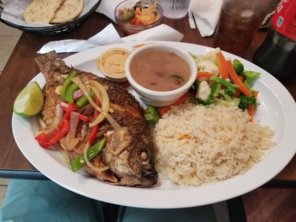 Pollo Dorado | restaurant | 12218 Veirs Mill Rd, Wheaton, MD 20906, USA | 3019466222 OR +1 301-946-6222