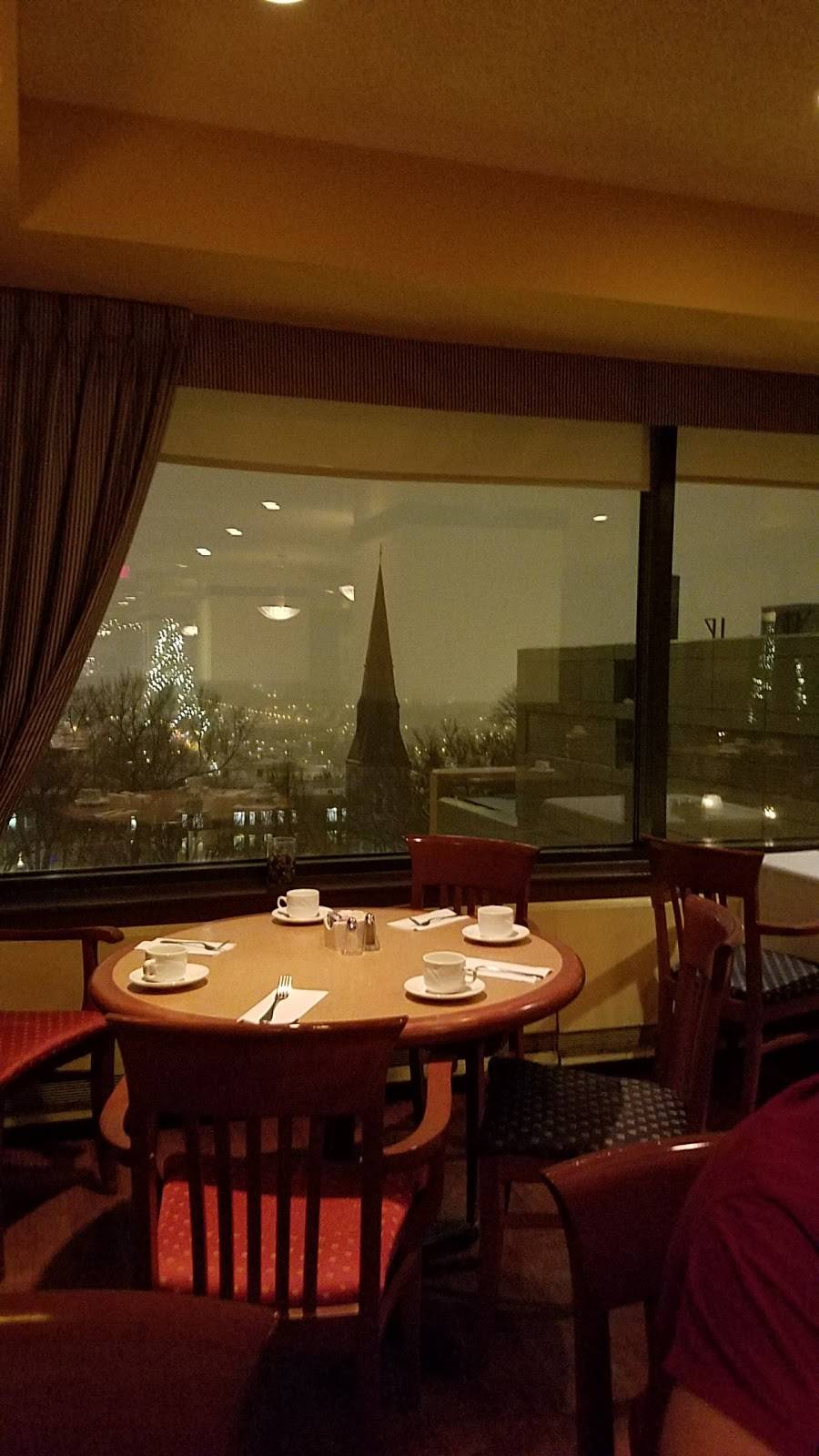 Le Bistro | restaurant | 690 Boulevard René-Lévesque E, Québec, QC G1R 5A8, Canada | 4186476576 OR +1 418-647-6576