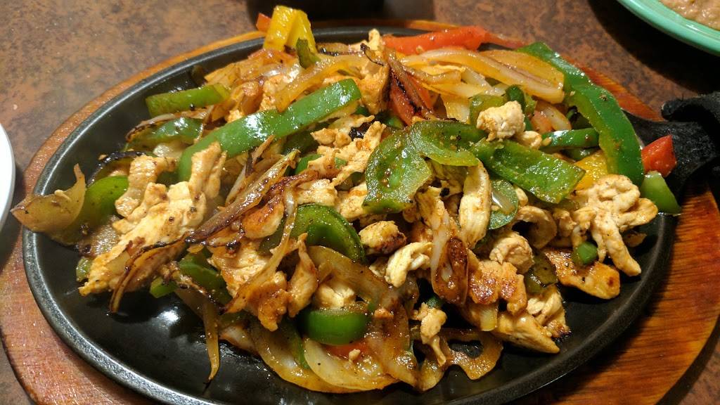 Laredos | restaurant | 694 S Whitney Way, Madison, WI 53711, USA | 6082780585 OR +1 608-278-0585