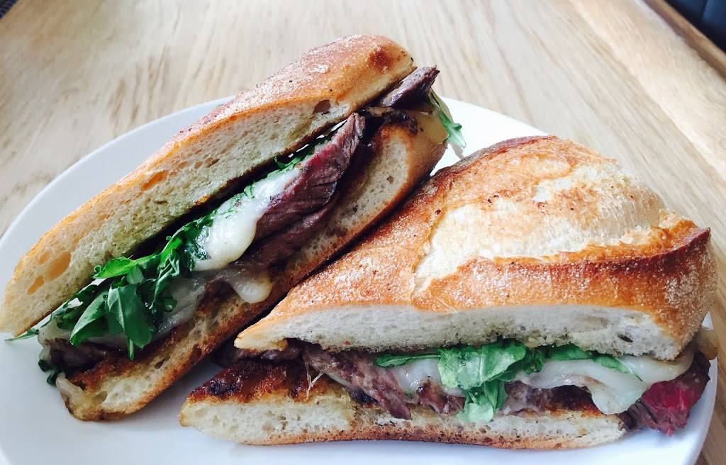 Holts | restaurant | 43 S Prospect Ave, Park Ridge, IL 60068, USA | 8477204484 OR +1 847-720-4484