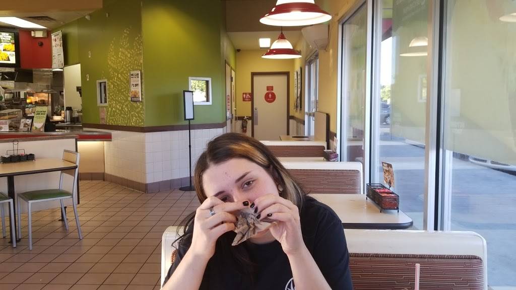 Del Taco | meal takeaway | 10015 Central Ave NE, Albuquerque, NM 87123, USA | 5052925188 OR +1 505-292-5188